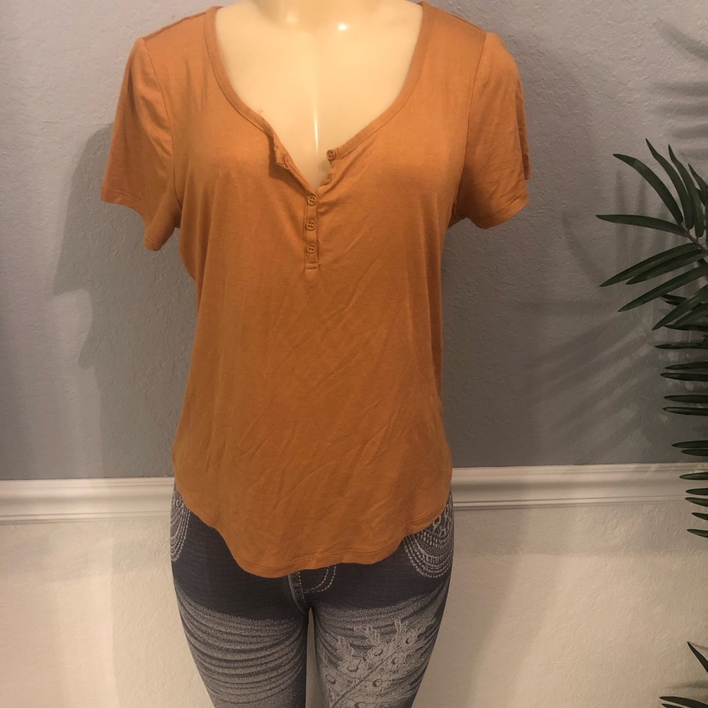 Pink Rose Women Short Sleeve T-Shirt Size Medium